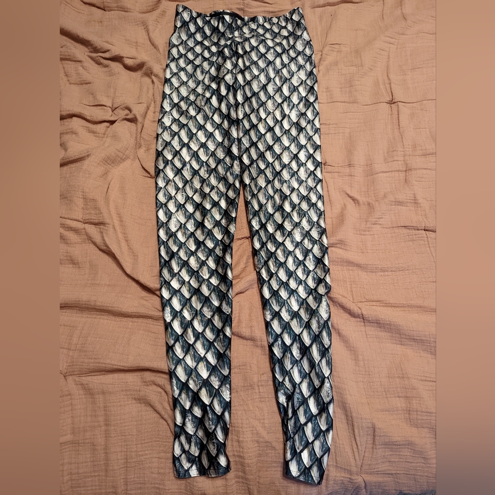 Black milk GOT dragon scale leggings